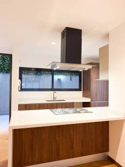 Cover Home