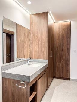 Cover Home