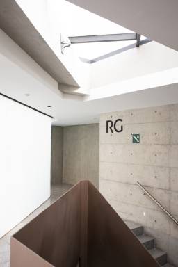 Cover Home