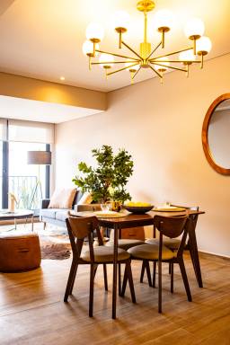 Cover Home