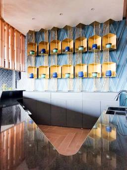 Cover Home
