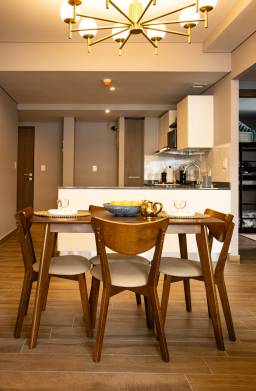 Cover Home