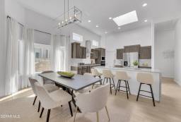 Cover Home