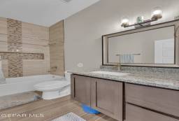 Cover Home