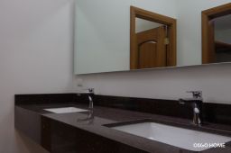 Cover Home
