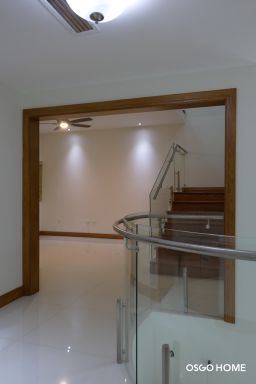 Cover Home